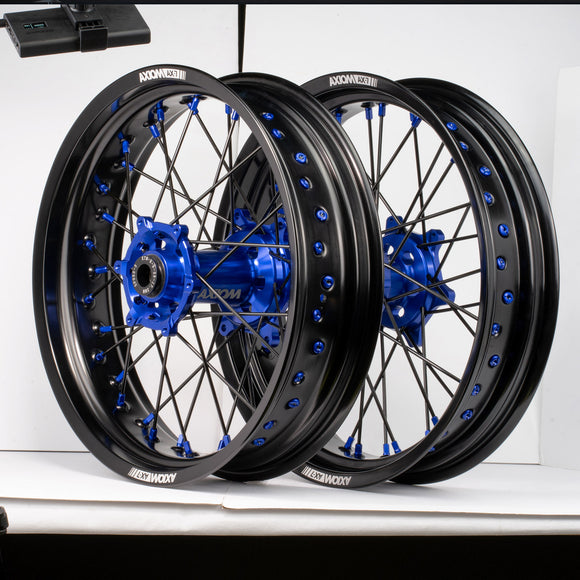 Axiom axiom blue black