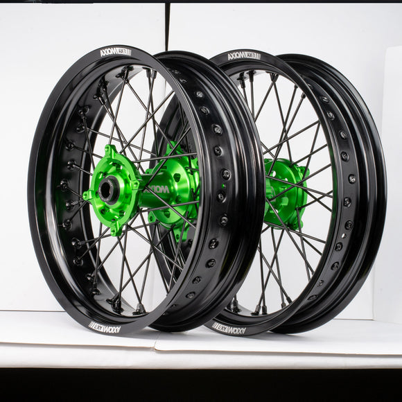 Axiom axiom green black