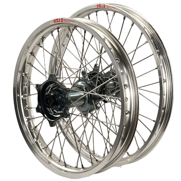 Envy/DID 21/19x2.15 Yamaha YZ125-250/YZ250-426F 2002-07 Silver/Titan Wheel Set