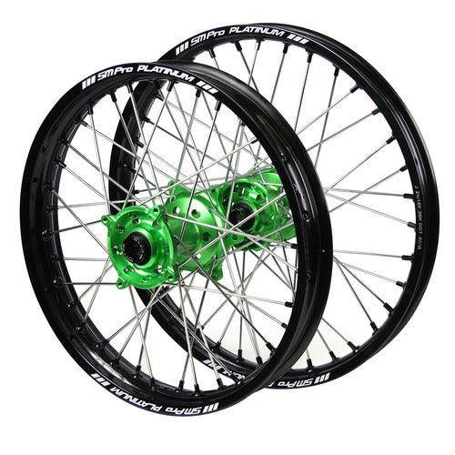 SM PRO Kawasaki KX125-250 2006-08 / KX250-450F 2006-24 21/18 Black/Green Wheel Set